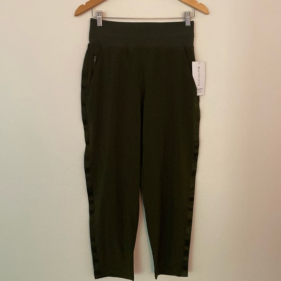 Athleta Nolita Slim Tapered Crop Pant - Picture 3 of 14